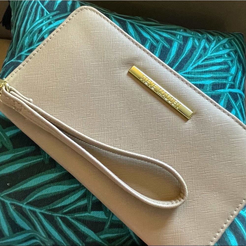 ❌SOLD❌ Neutral Steve Madden Wallet Wristlet - Picture 11 of 12